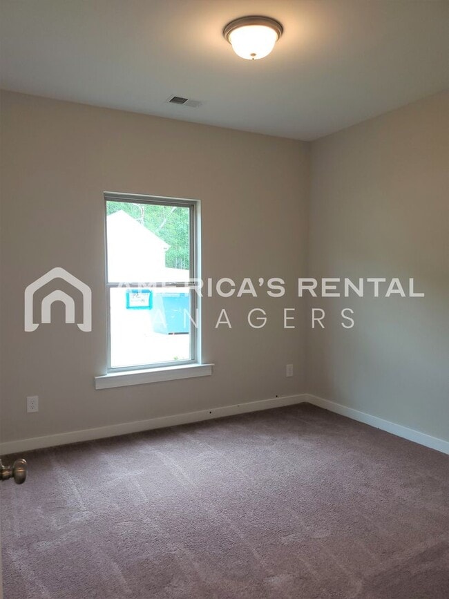 Building Photo - Spacious home for Rent in Clanton, AL!! COMING SOON!! DEPOSIT PENDING!