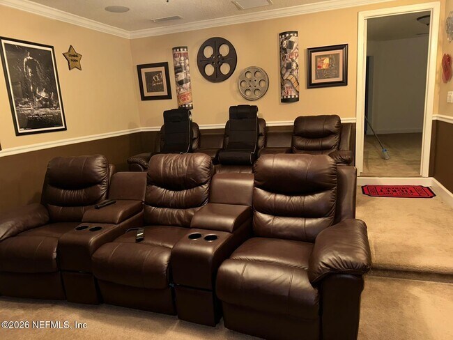 Building Photo - 732 Castledale Ct