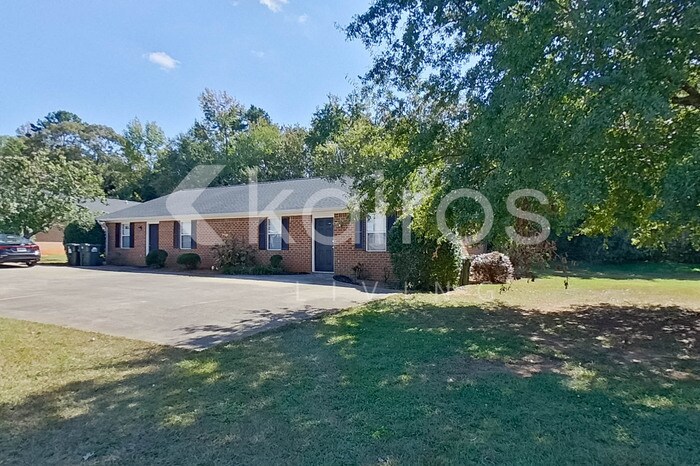 Building Photo - 180 Deer Pkwy