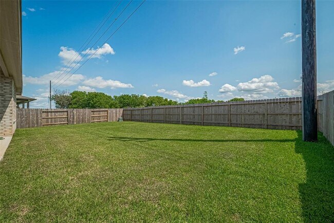 Building Photo - 2430 Dewford Fls Dr