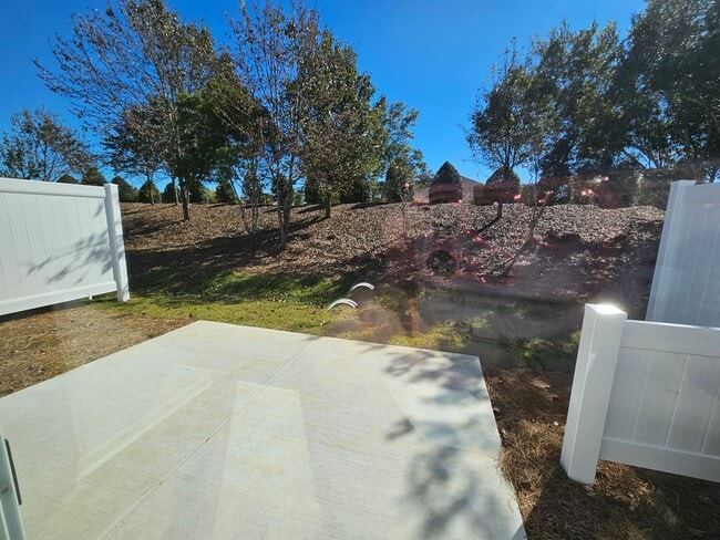 Building Photo - 2033 Wild Indigo Circle NW