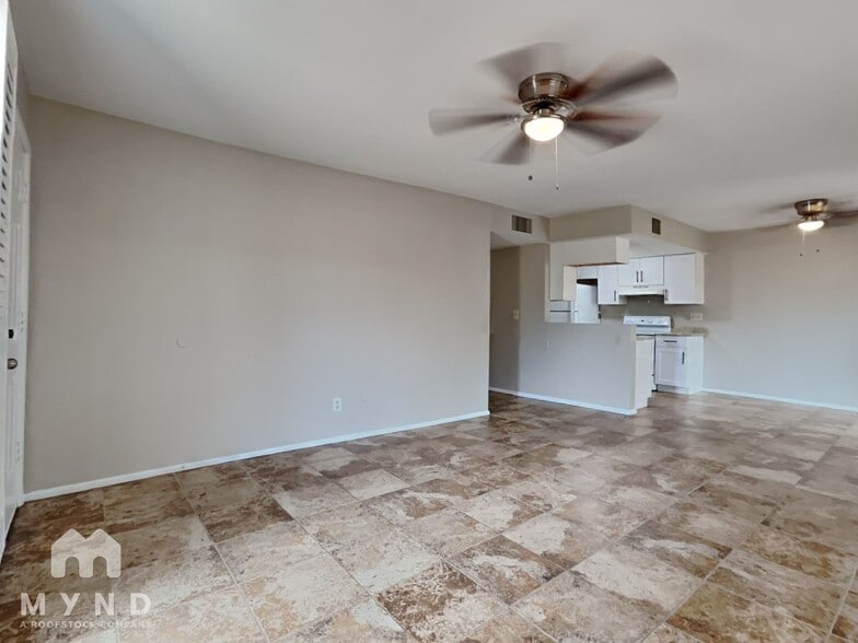 Building Photo - 821 Joan D Arc Ave