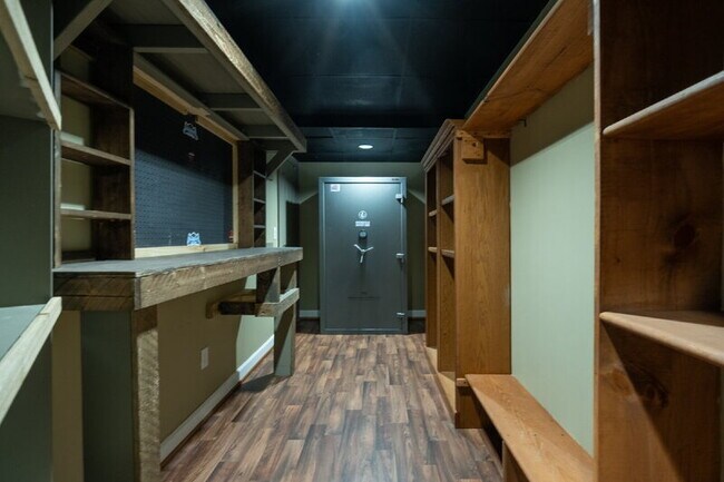 Building Photo - 3 Buckingham Ct