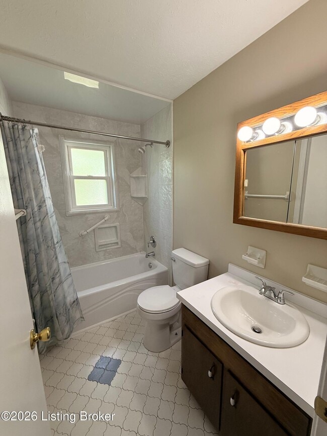 Building Photo - 9404 Balance Ln