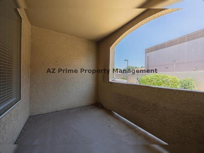 Building Photo - 2134 E Broadway Rd