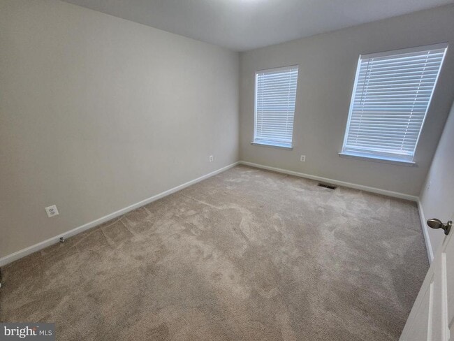 Building Photo - 12 Stafford Pl