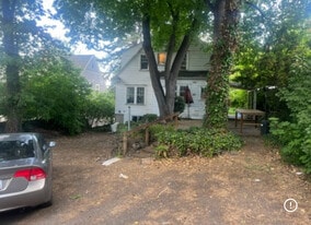 Building Photo - 1035 NE Monroe St