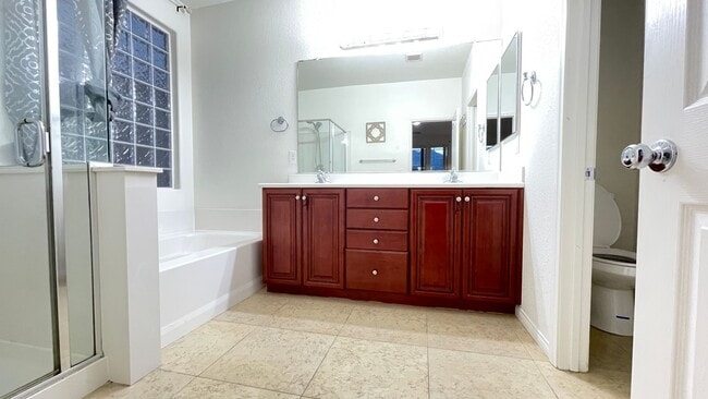 Building Photo - BEAUTIFUL 2,327 SQ FT, 3 BDRM, 2.5 BTHRM, 2 CAR GARAGE, LOCATED NEAR SCHOOLS, SHOPPING, HOSPITAL ...