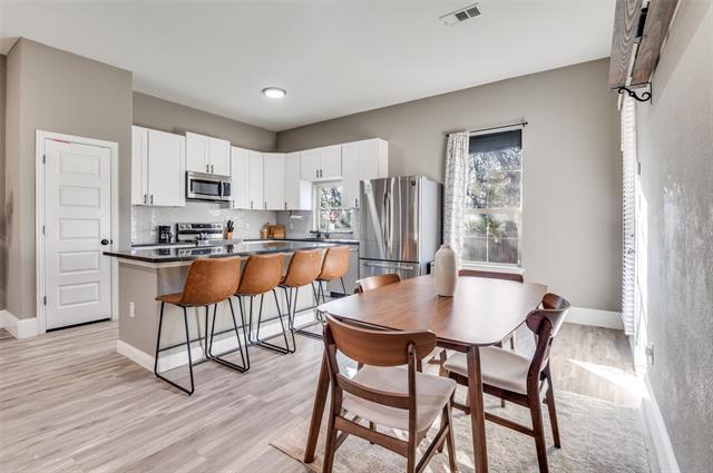 Building Photo - 1016 Winters St