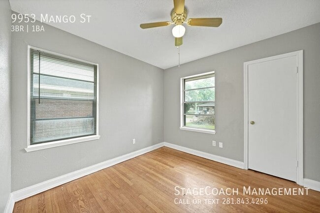 Building Photo - 9953 Mango St