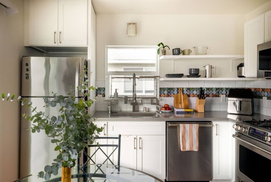 Building Photo - 2816 Martin Luther King Jr Way