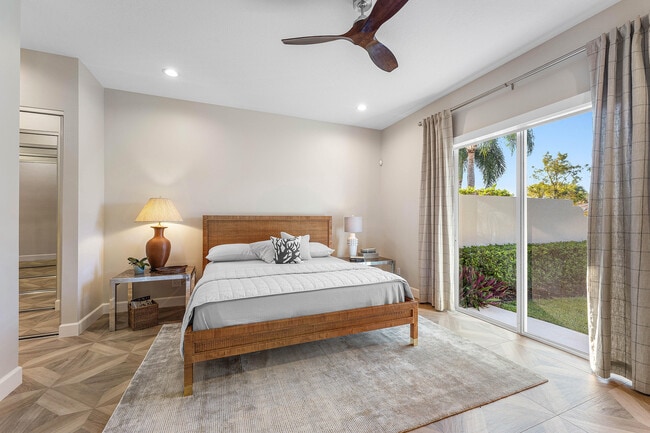 Building Photo - 8308 Rosalie Ln