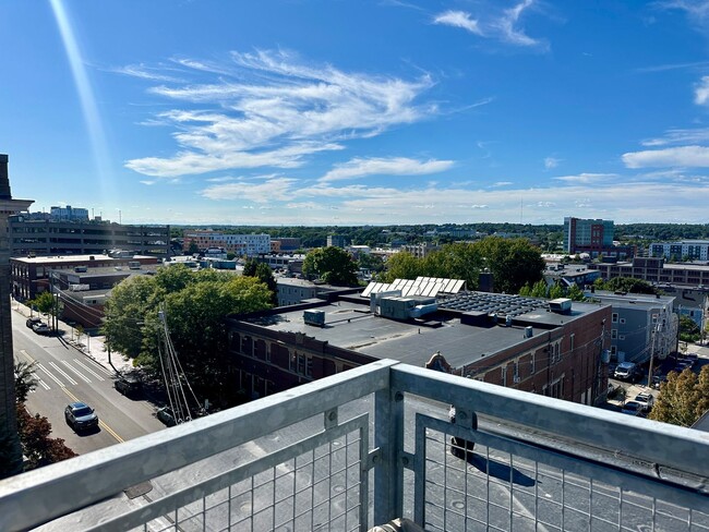 Building Photo - Penthouse Condo in Downtown Portland Peninsula