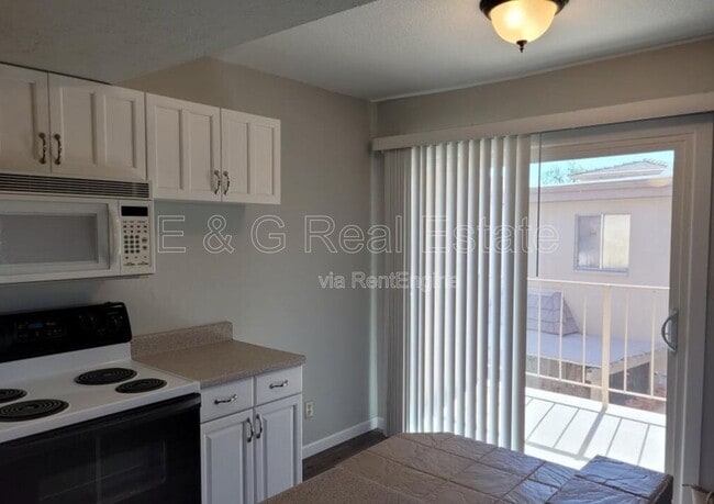 Building Photo - 17019 E Calle Del Oro
