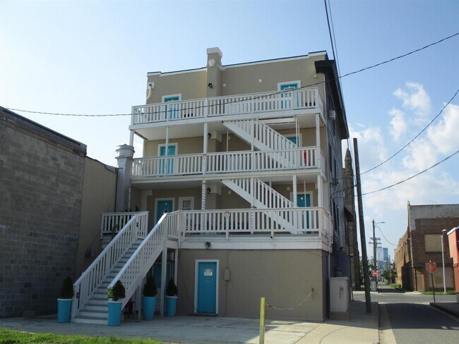 Building Photo - 526 Atlantic Ave