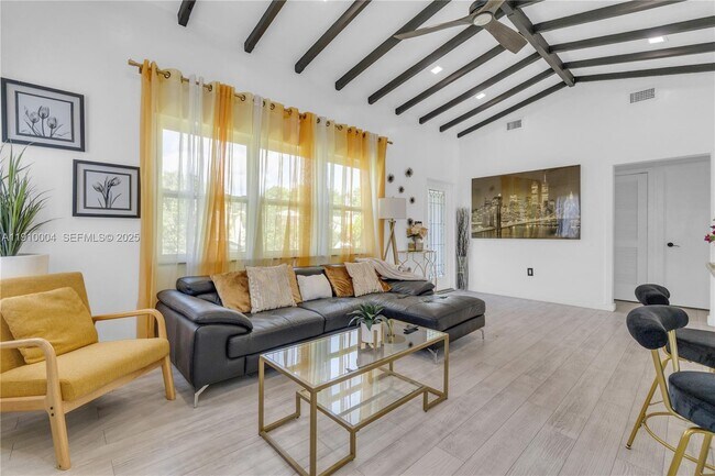 Building Photo - 774-774 NW 49th St