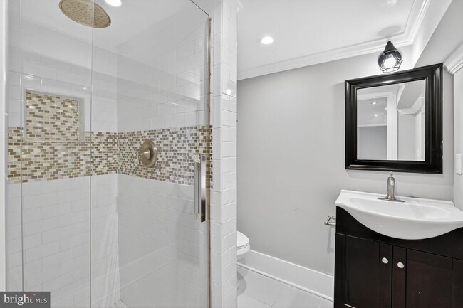 Building Photo - 1959 H St NE