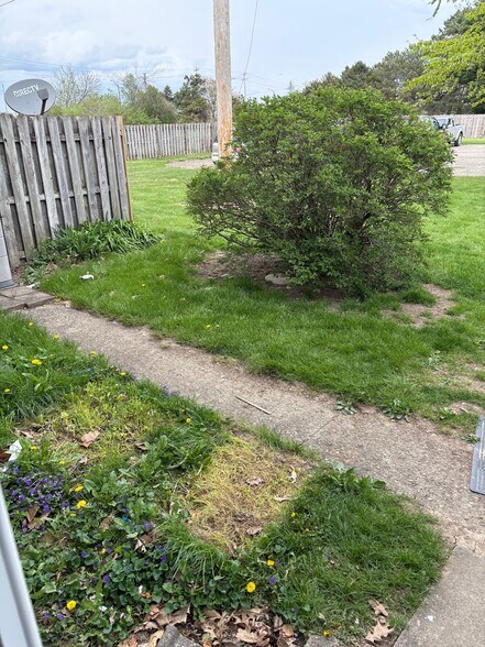 Building Photo - 205 Buckeye Cir