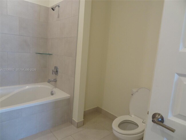 Building Photo - 4670 NW 84th Ave