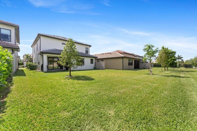 Building Photo - 4757 Roldan Ct
