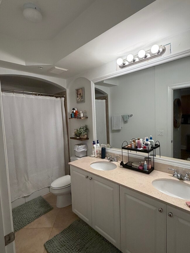 Building Photo - 4202 Renaissance Way