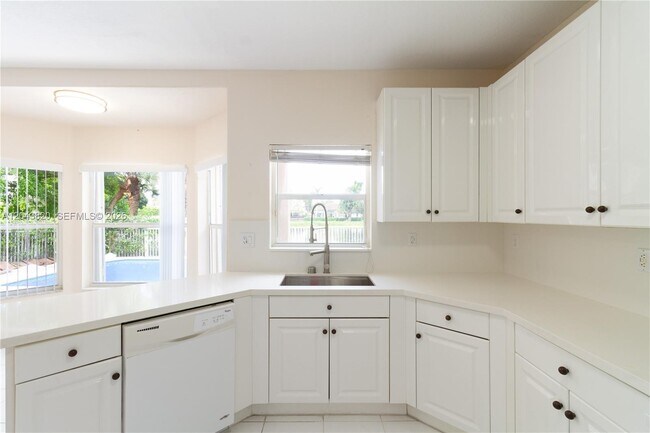 Building Photo - 1473 SW 158th Ave