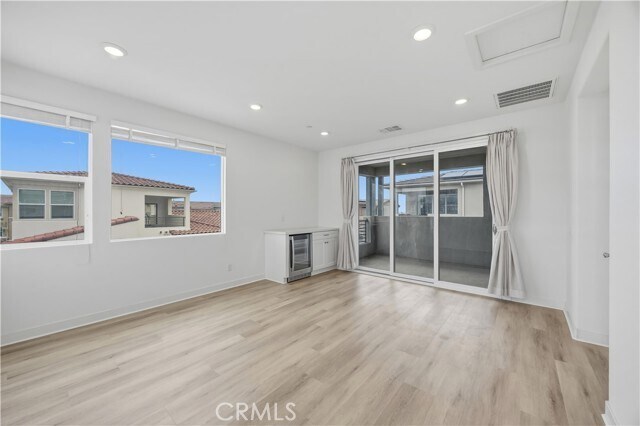 Building Photo - 259 Siena