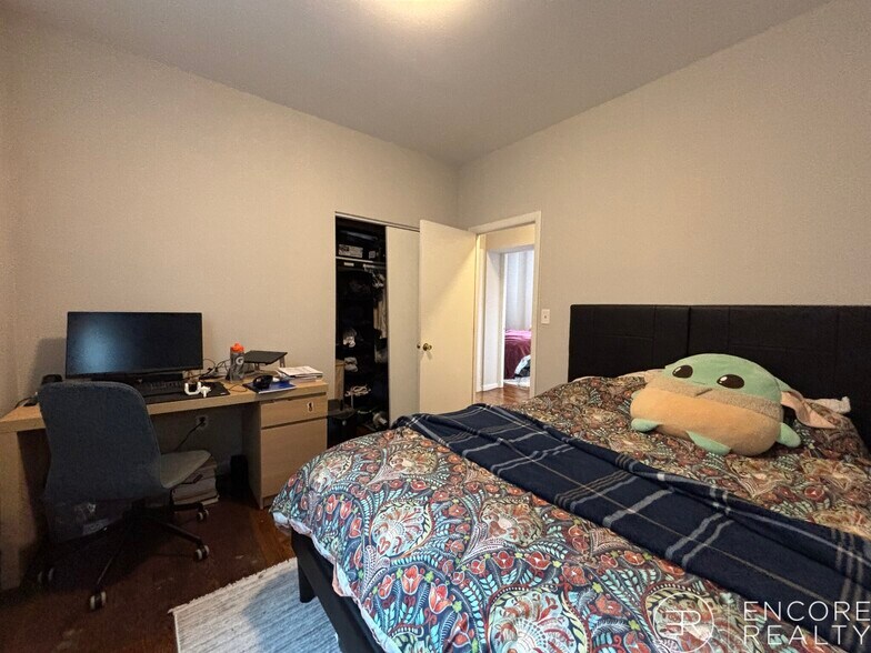 Building Photo - 17 Stearns Rd