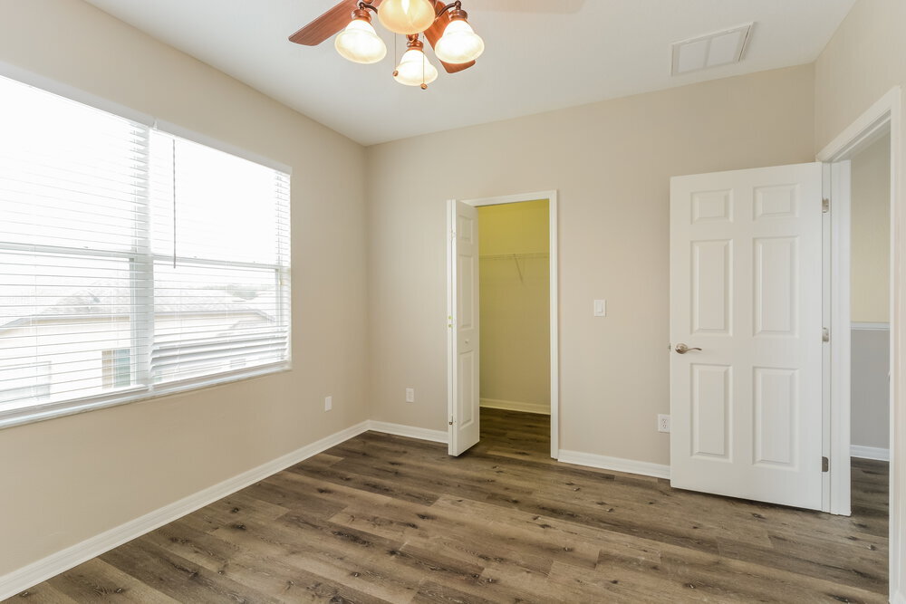 Building Photo - 12450 Duckett Ct