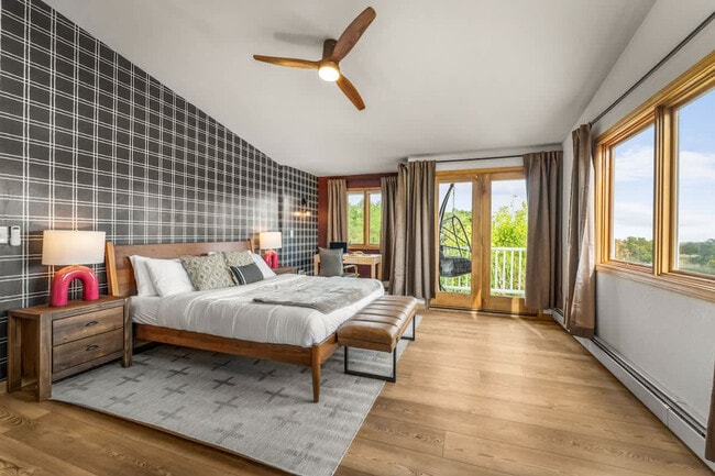 Building Photo - 7208 Secrest Ct