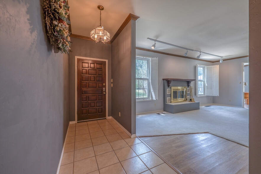 Building Photo - 2611 N Kentucky Ave