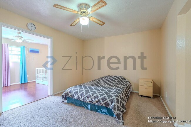 Building Photo - 10431 Odessa Dr