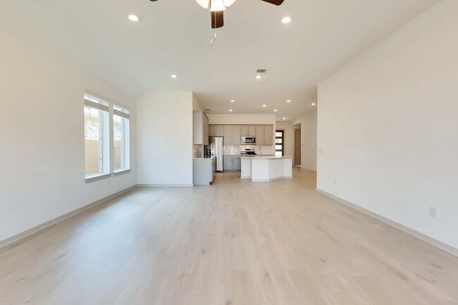 Building Photo - 408 Tinto St