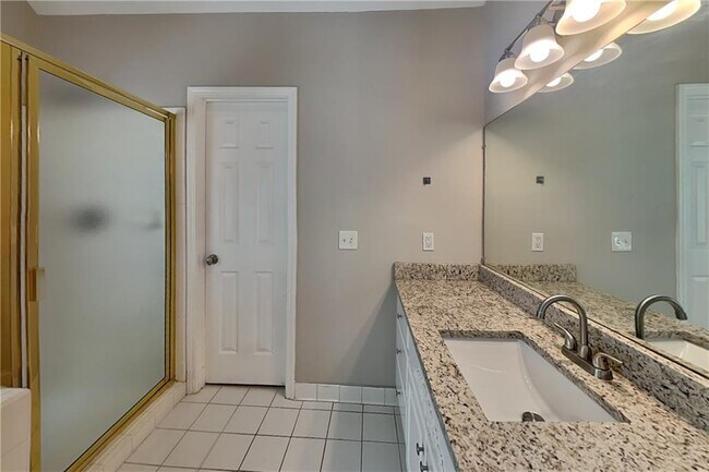 Building Photo - 1037 Ashfern Walk