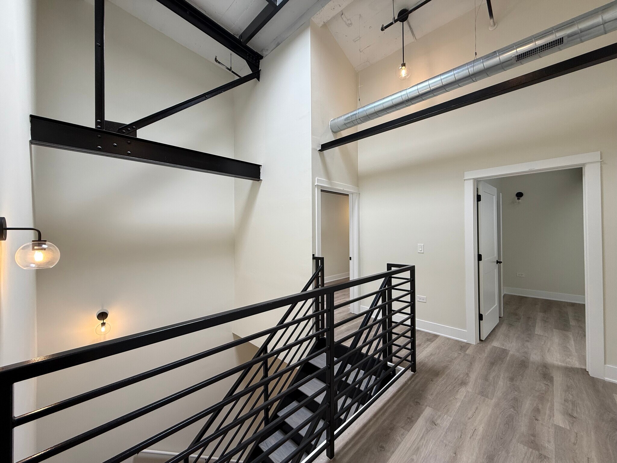 Building Photo - 1453 Maple Ave