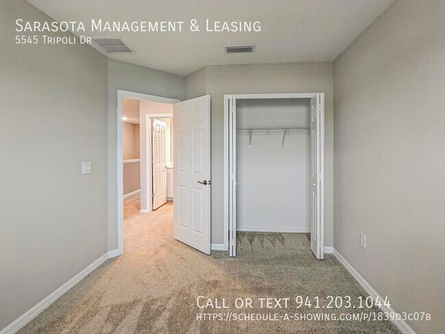 Building Photo - 5545 Tripoli Dr