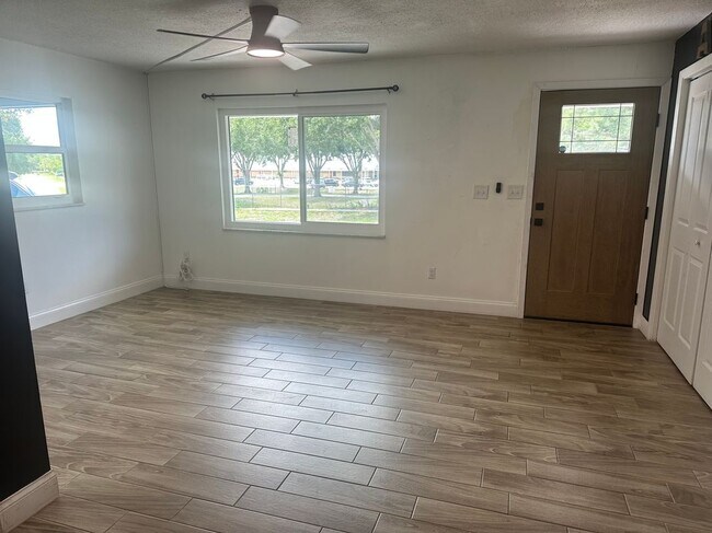 Building Photo - 2781 Fulford St