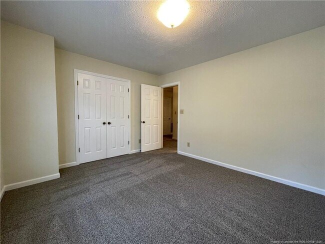 Building Photo - 6124 Garden Ct