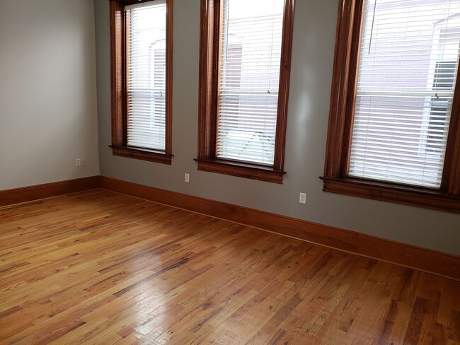 Building Photo - 2 BR/ 2BA Condo in Downtown Tampa