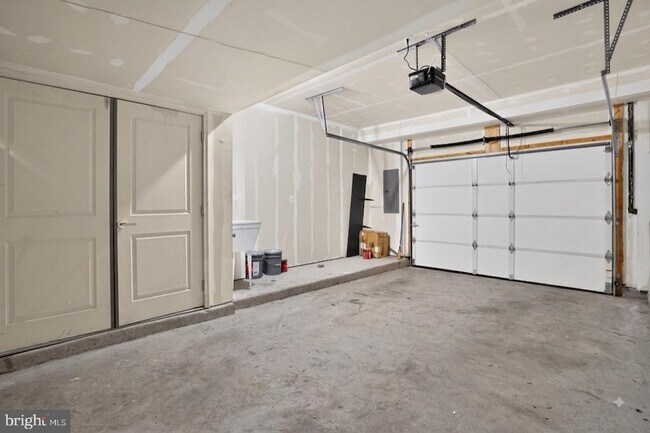 Building Photo - 22964 Cabral Ter