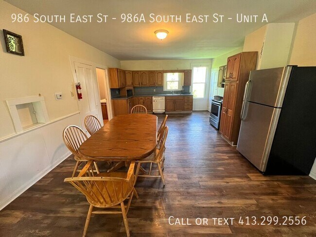 Building Photo - 986 S East St