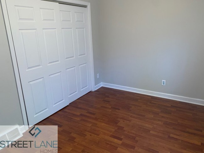 Building Photo - Charming 3 Bedroom in Columbus!