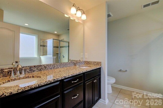 Building Photo - 16125 Hammersmith Farm Dr