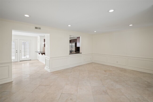 Building Photo - 9417 Bassoon Dr