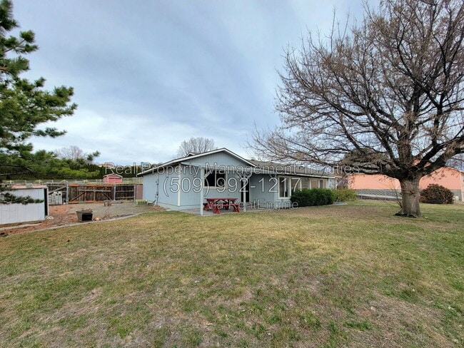 Building Photo - 249 Rachel Rd