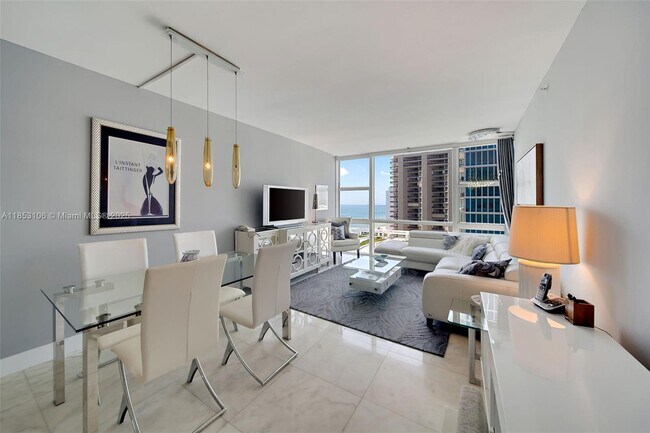 Building Photo - 6801 Collins Ave