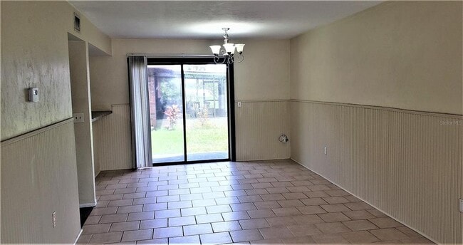 Building Photo - 1836 N Crystal Lake Dr