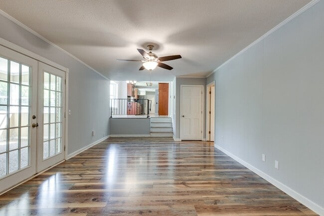 Building Photo - 1316 Rivermont Dr