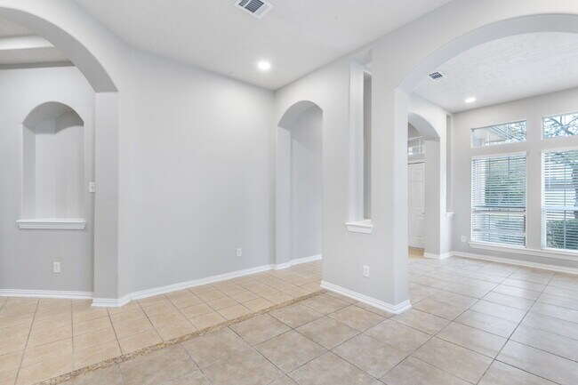 Building Photo - "Spacious 4-Bed Oasis with 2 Full Baths in Spring, TX - 2,235 Sq Ft of Comfort!"