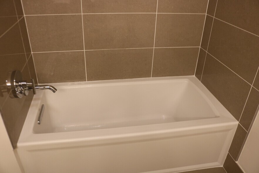 Building Photo - 205 Marin Blvd